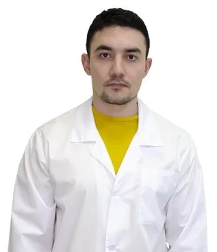 Доктор Базаров Артем Хамракулыевич
