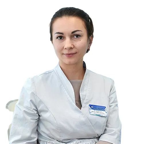 Доктор  Маккавеева  Юлия  Викторовна